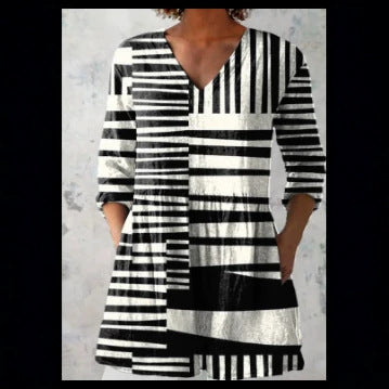Womens Loose Digital Print V-Neck Short Sleeve T-Shirt