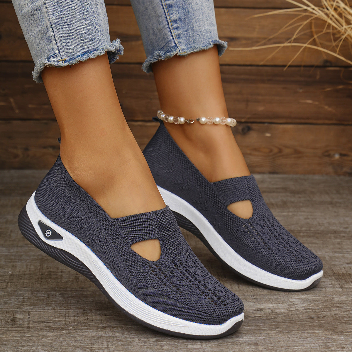 Breathable Knit Women Low Heel Casual Shoes